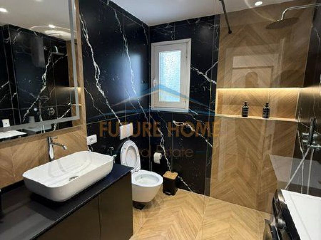For sale, Apartment 1+1, Zoological Garden, Tirana.