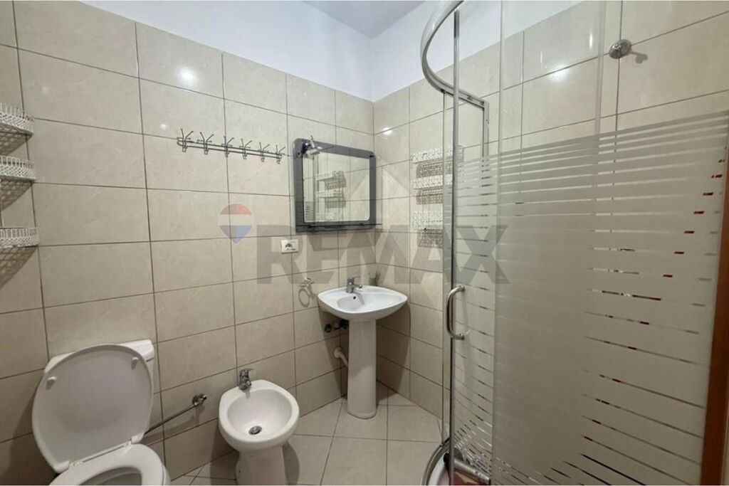 Apartament - Për Qira - Rruga Mikel Maruli, Tiranë