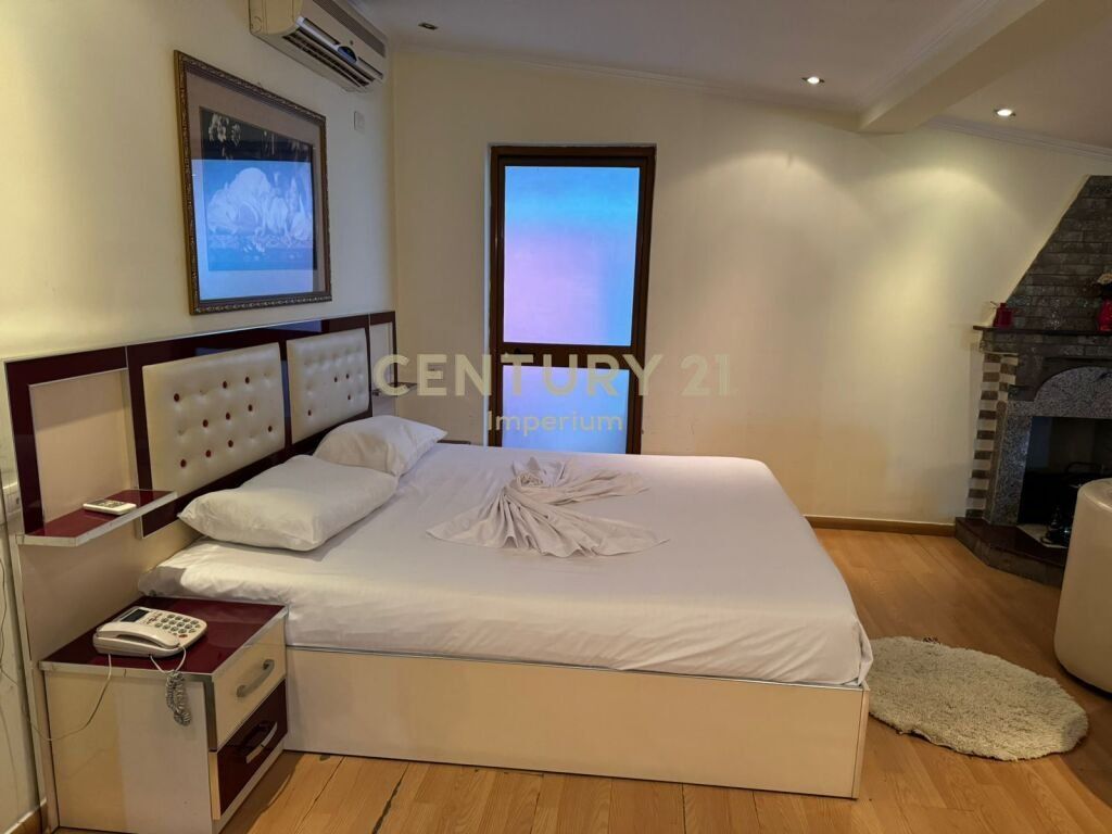 Hotel for sale in Misto Mame