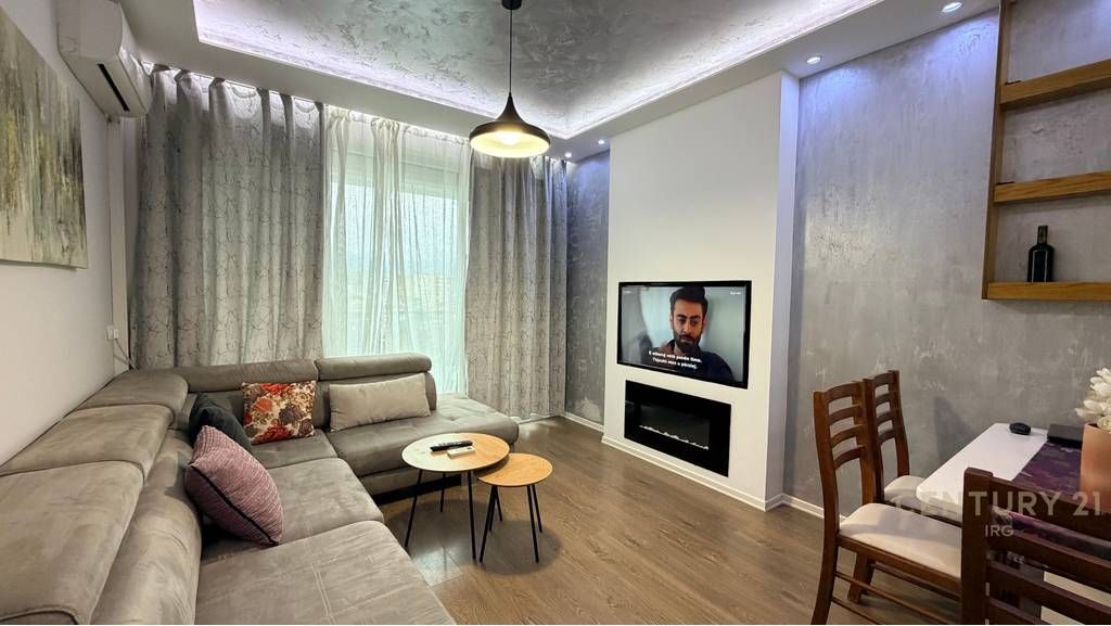 VENDESI APPARTAMENTO 2+1+2 PRESSO FIORI DI BOSKO l 240,000€