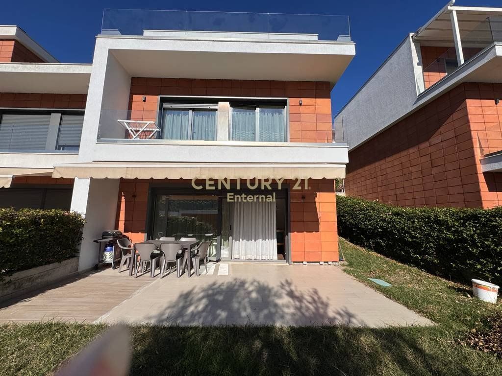 3-storey villa for sale in the 'Olive Grove' complex, Mullet, 5 minutes from TEG 600,000 €