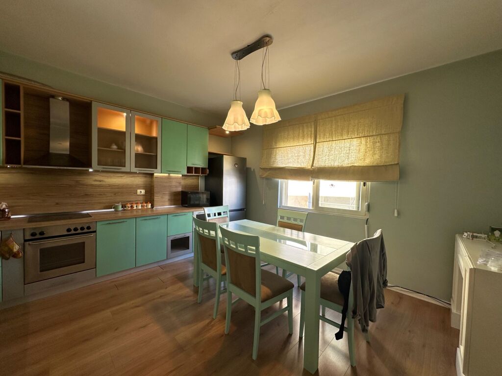 Affitto | Apartament 2 + 1 | Komuna e Parisit | 700 €/mese