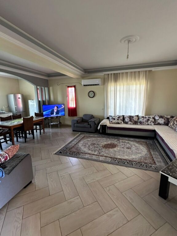 🏡 **2-Storey Villa for Sale near Univers City**