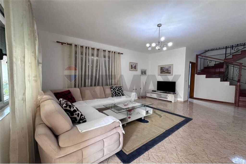 Duplex 2+1+2 for rent Former Park