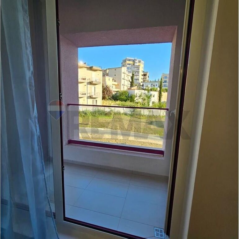 jepet me qira apartament 1+1 ne Ali Dem