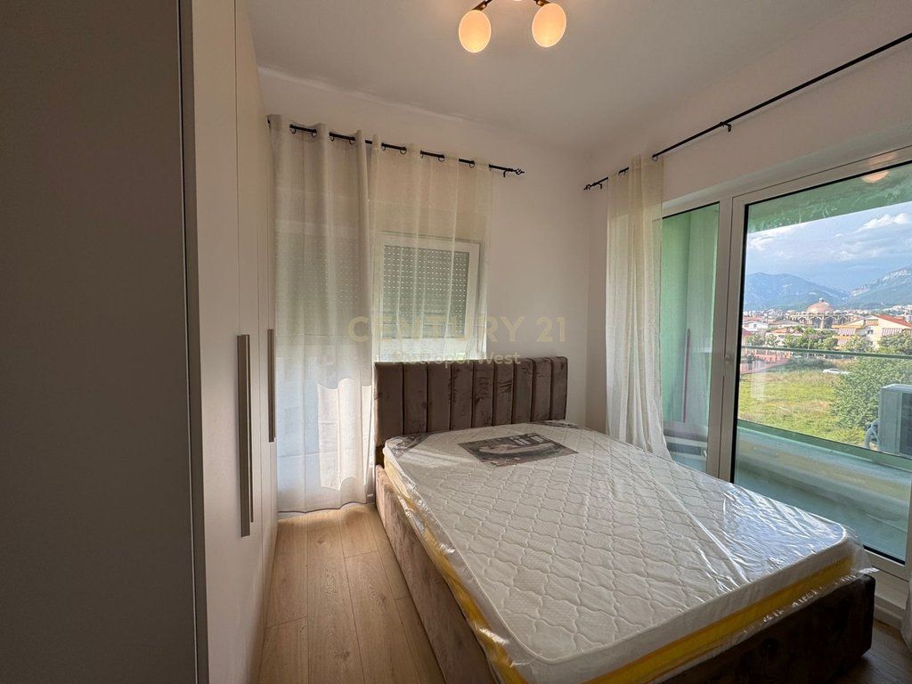 Appartamento 2+1 in affitto a Rezidenca Kadiu, Ali Demi