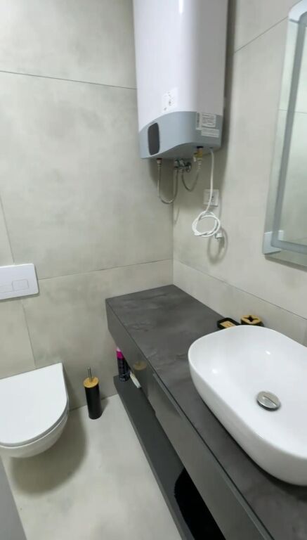 Qera | Apartament 2 + 1+2 | Rruga e Durrësit | 1500 €/muaj