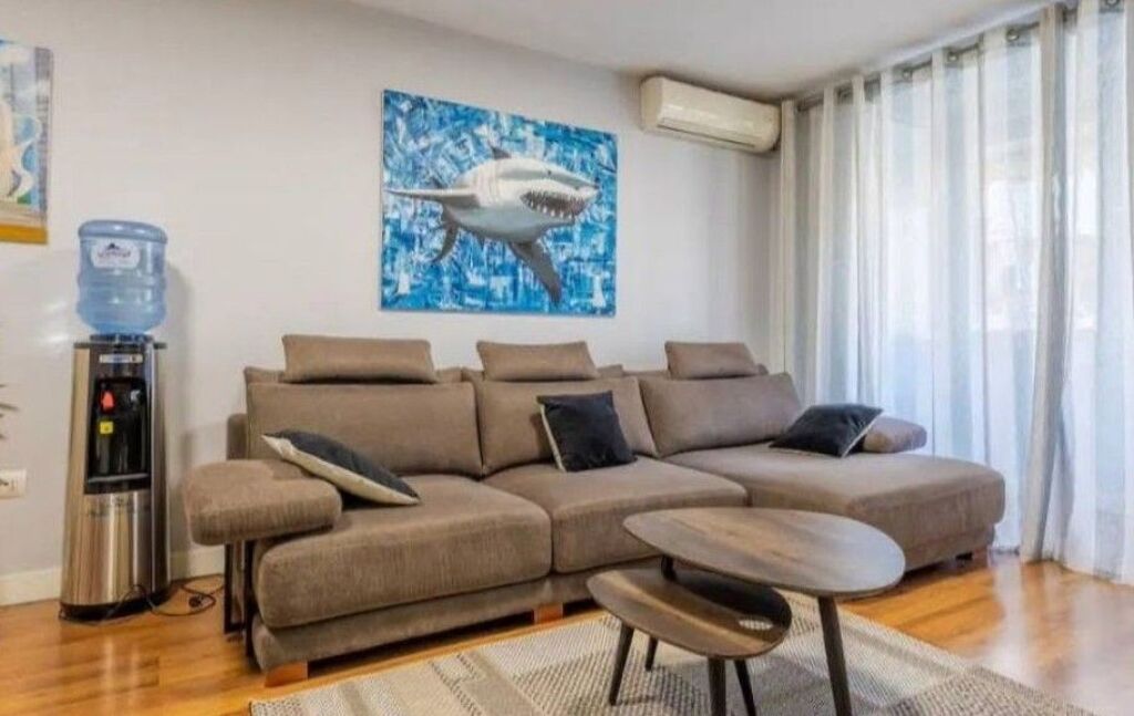 Apartament 2+1 me Qira 1000€ / Muaj