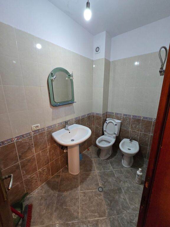 📌 Apartment 2+1+2 for Rent in Astir – Ideal for Living or Office