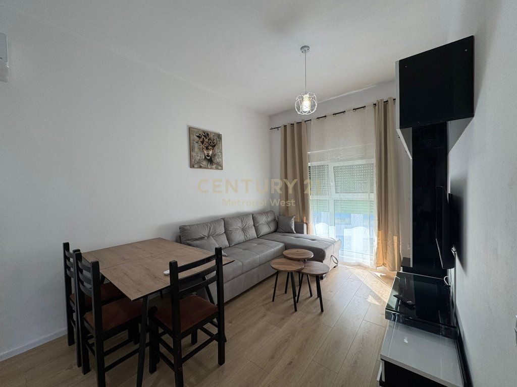 Appartamento 2+1 in affitto a Rezidenca Kadiu, Ali Demi