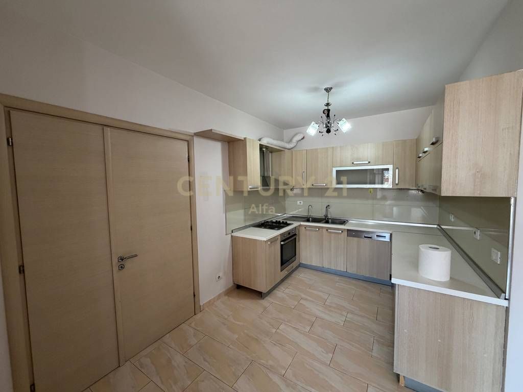 Appartamento 3+1+ Garage in affitto, Don Bosko .