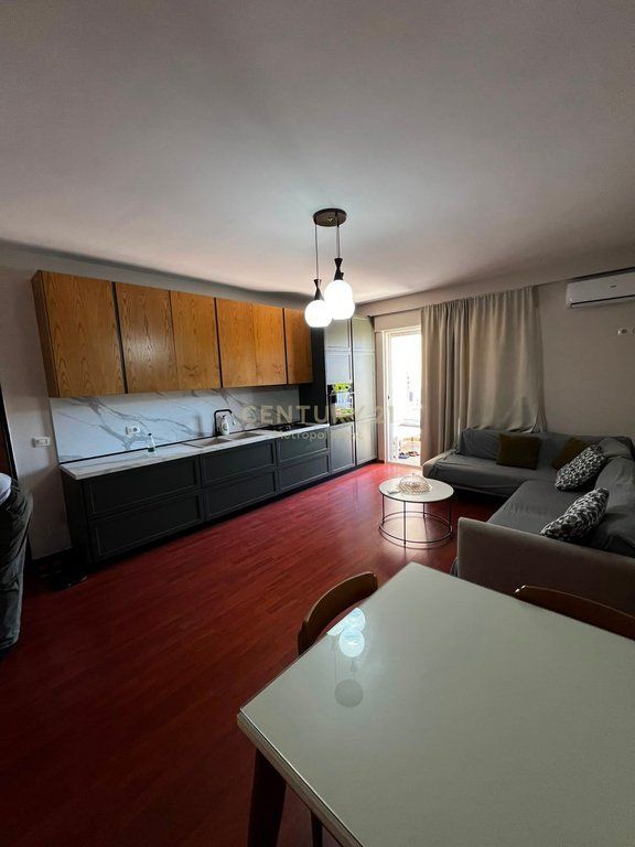 Via delle Barricate, appartamento 1+1 in affitto 600 € /Mese