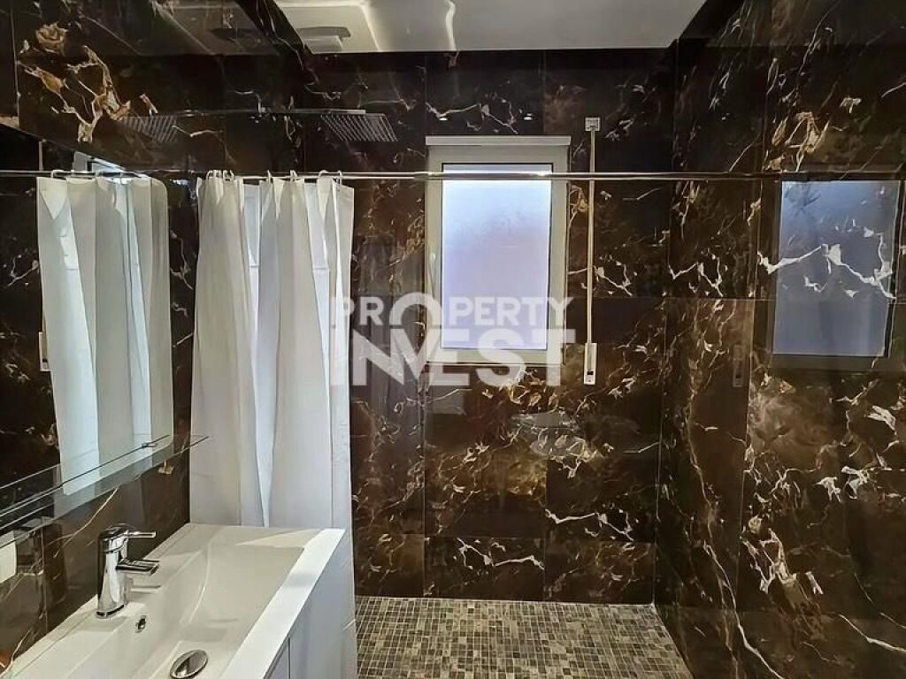 Shitet Apartament 2+1 Kopshti Botanik, Xhamia
