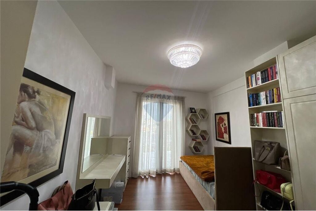 Apartament - Për Qira - Rruga e Elbasanit