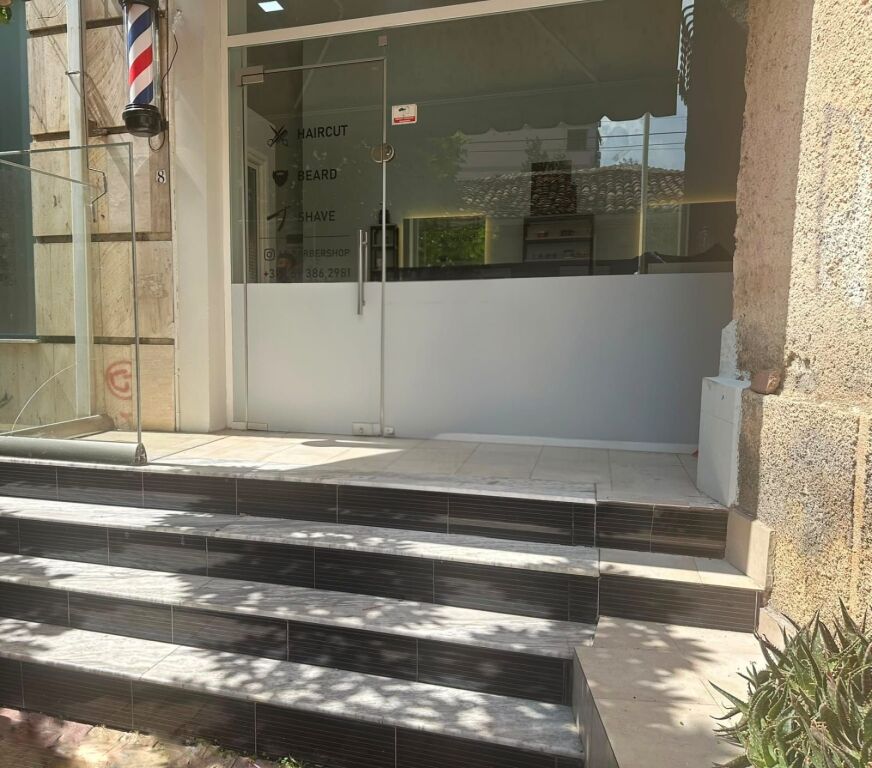 Shop for sale on Barricades Street