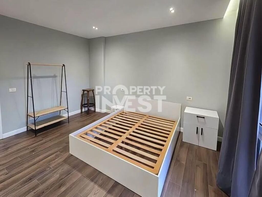 Shitet Apartament 2+1 Kopshti Botanik, Xhamia
