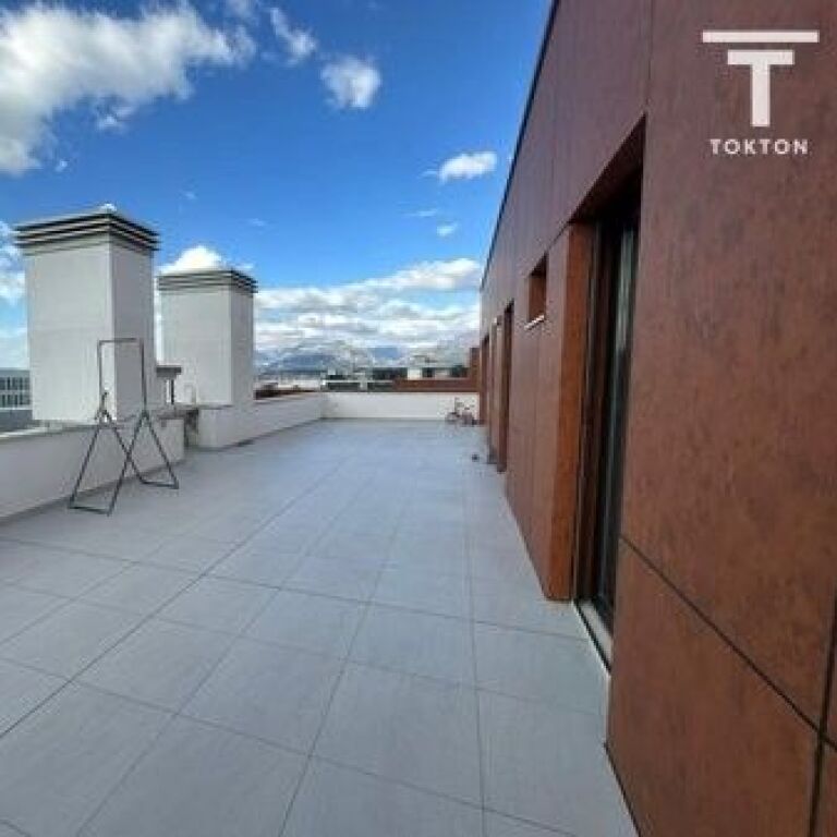 IN VENDITA, APPARTAMENTO 2+1+2+ VERANDA, COMPLESSO URBAN GATE, ASTIR, TIRANA
