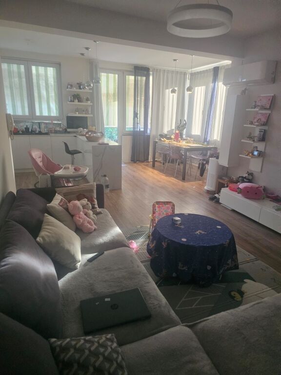 Apartament 2+1 per qera Drejtoria e pergjithshme e policise !
