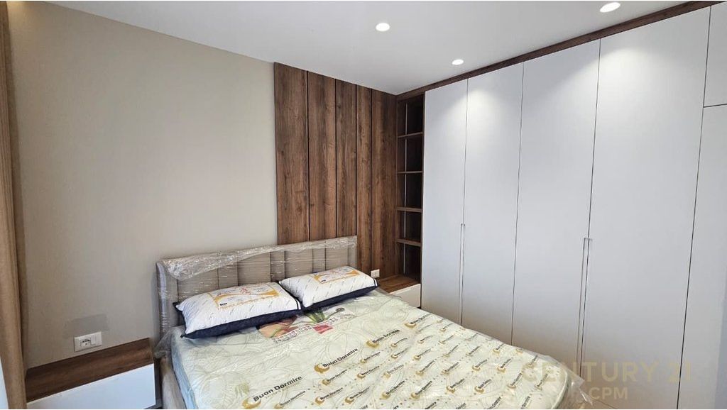 Super Apartment 1+1 for rent near Bulevardi i Ri!