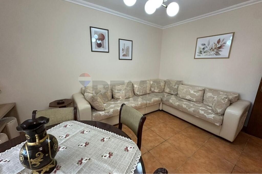 Apartament 2+1 me qira tek Rruga e Elbasanit!