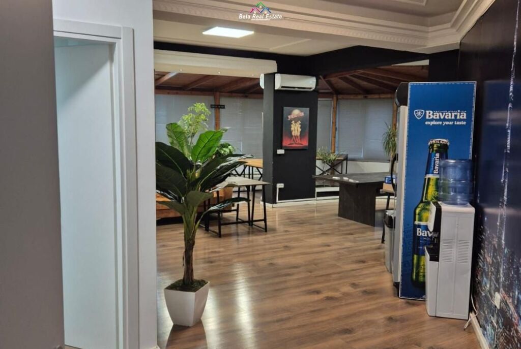 Ufficio in Affitto 4+1 Vicino a Via Kavaja (ID BZ290) Tirana