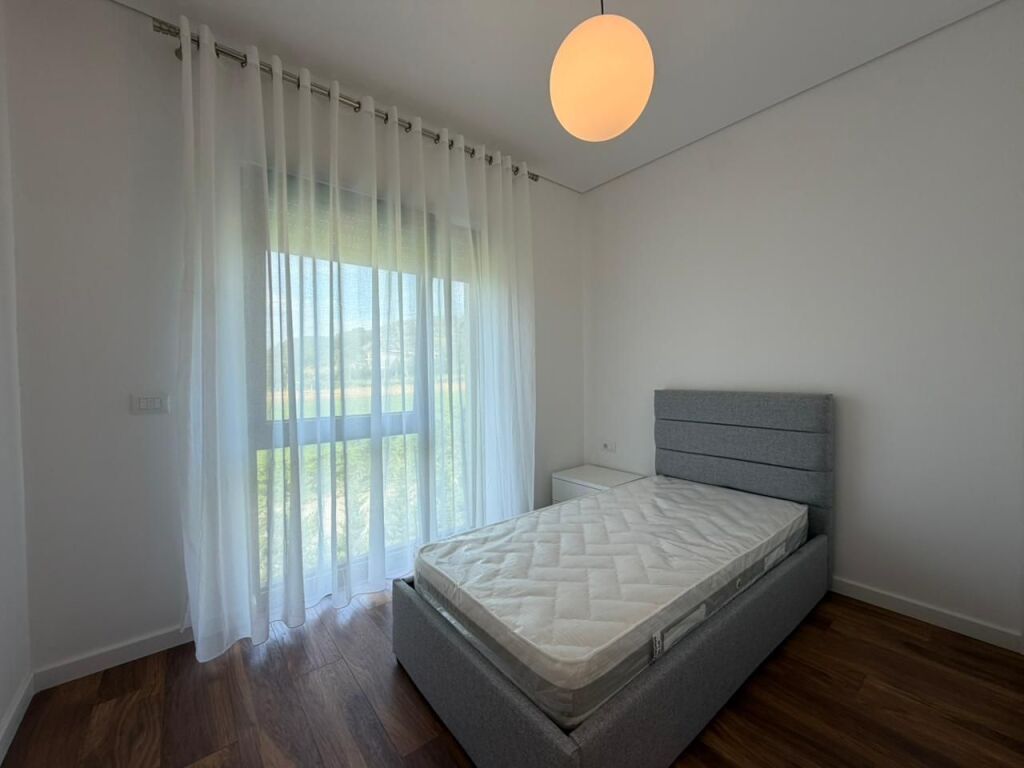Individual villa with swimming pool for rent in Mullet near TEG.  