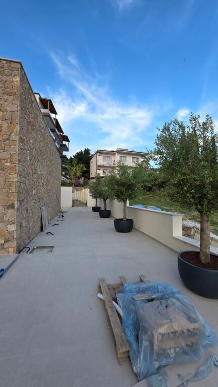 ✨ Villa di lusso in vendita sulla collina di Golem, con vista mare, zona residenziale!✨