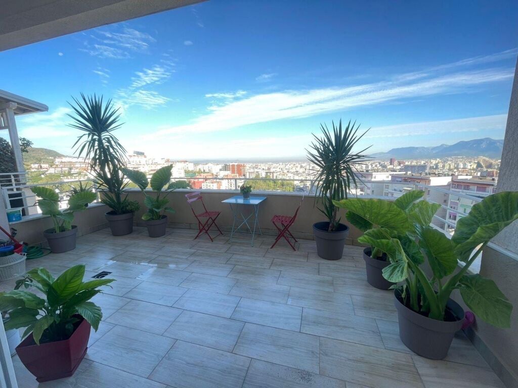 🏡 PENTHOUSE 3+1 FOR SALE – Botanical Garden, Tirana 360,000€