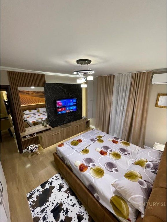 Apartament 2+1 me qera tek Tirana e Re 650 € /Muaj