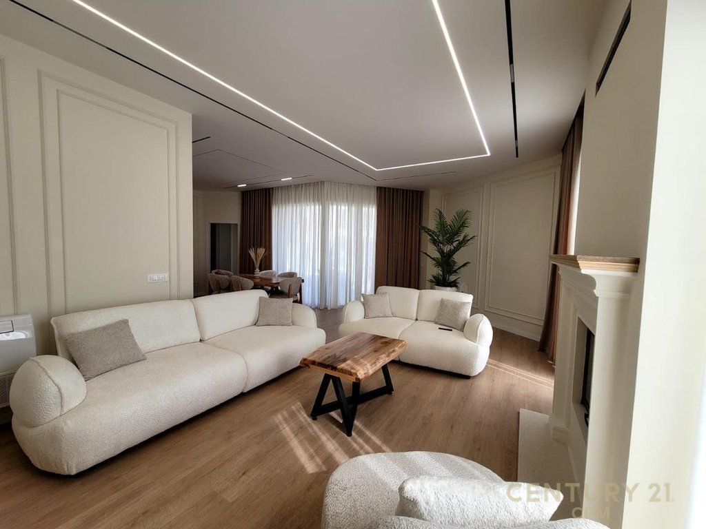 VILLA DI LUSSO IN AFFITTO A GREEN VALLEY – DRY LAKE