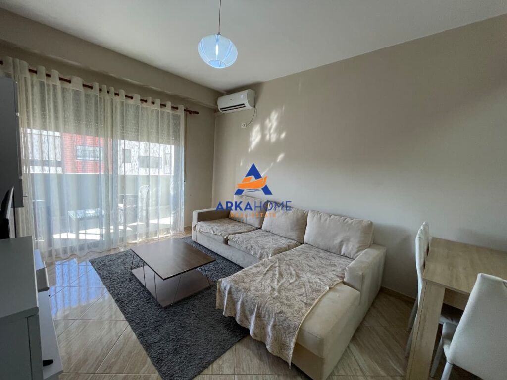 AFFITTASI APPARTAMENTO 1+1+BALCONE "FABBRICA DELLA FARINA" 55.000 LEKE
