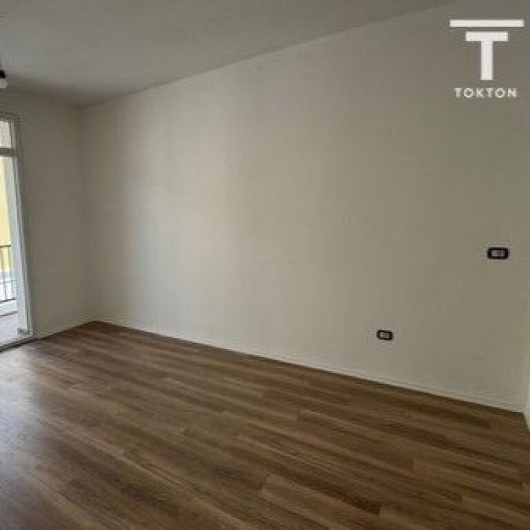 FOR SALE, 2+1 APARTMENT, OLD SAUK, TIRANA