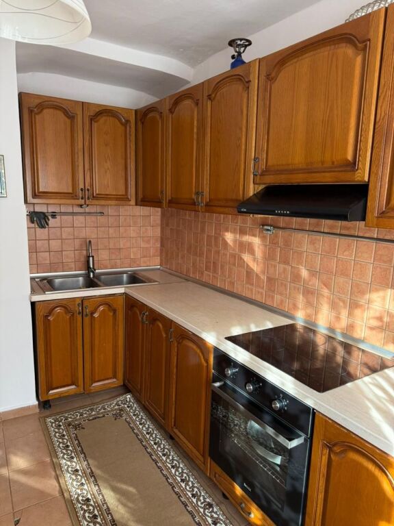 Affittasi appartamento 1+1+Camera Cucina
