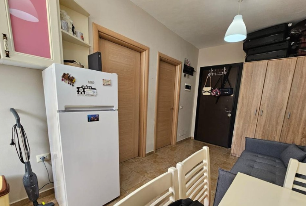 Liqeni i Thate, Apartment 1+1 For Rent