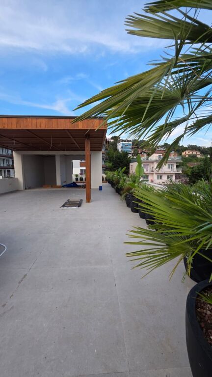✨ Villa di lusso in vendita sulla collina di Golem, con vista mare, zona residenziale!✨