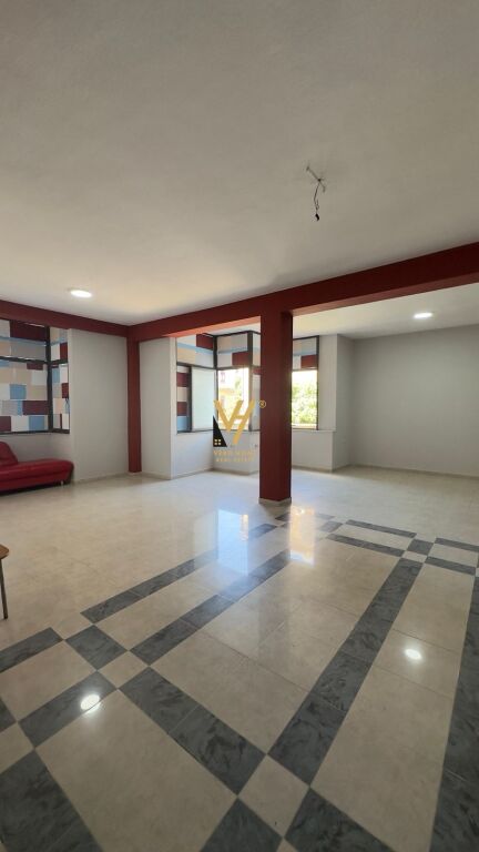 BUSINESS PREMISES 120 M2 FOR RENT ON DURRESIT STREET 950 EURO