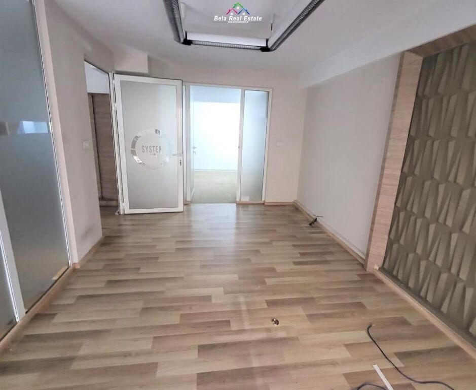 Zyre Me Qera Tek Rruga e Kavajes (ID BZ2987) Tirane