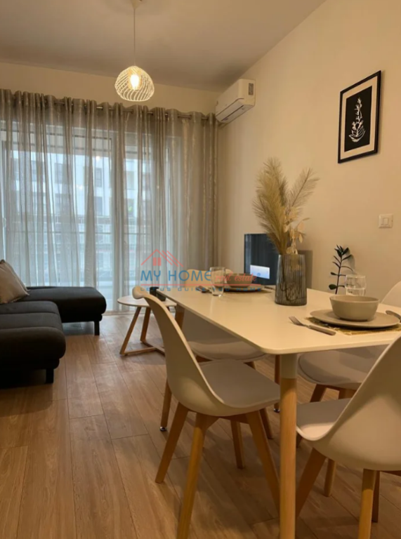 Apartament 1+1 me Qera tek 21 Dhjetori ne Tirane