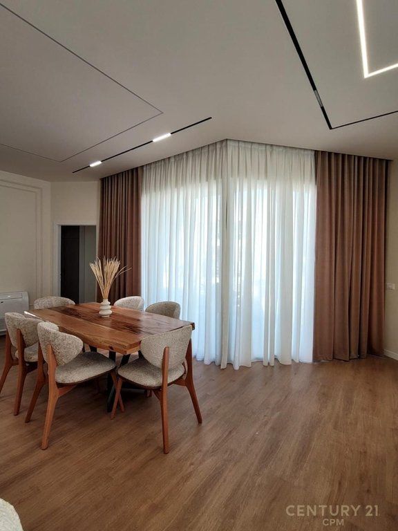 VILLA DI LUSSO IN AFFITTO A GREEN VALLEY – DRY LAKE