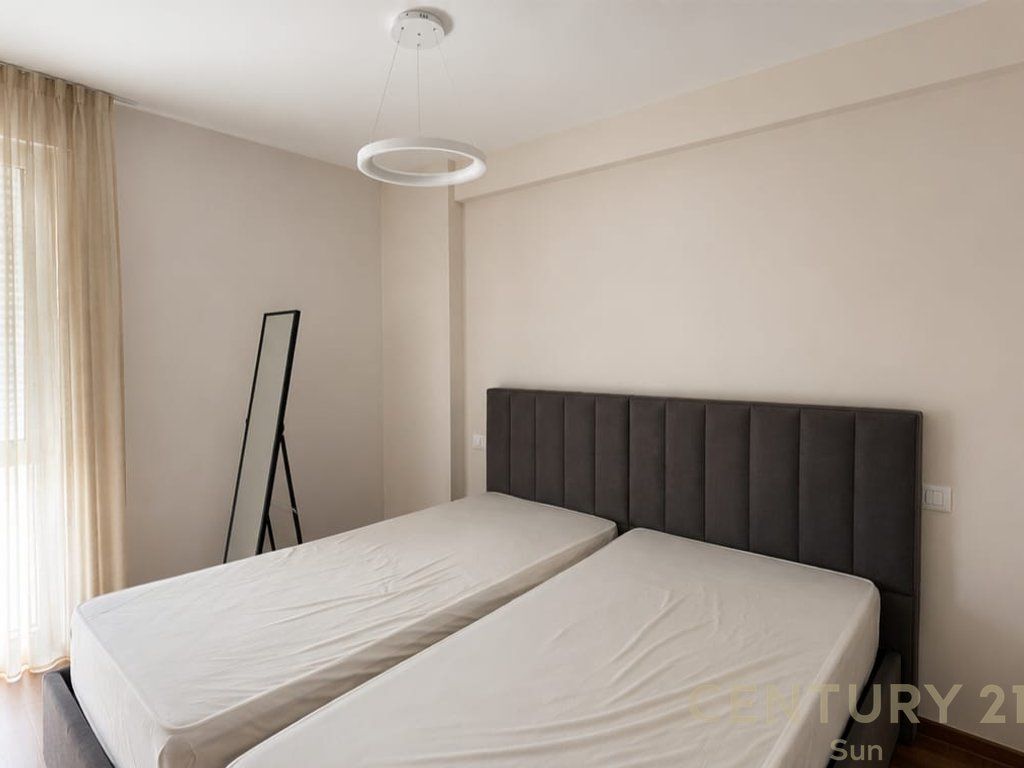 APARTMENT 2+1 FOR RENT ON BARRICADES STREET 850 € /Month