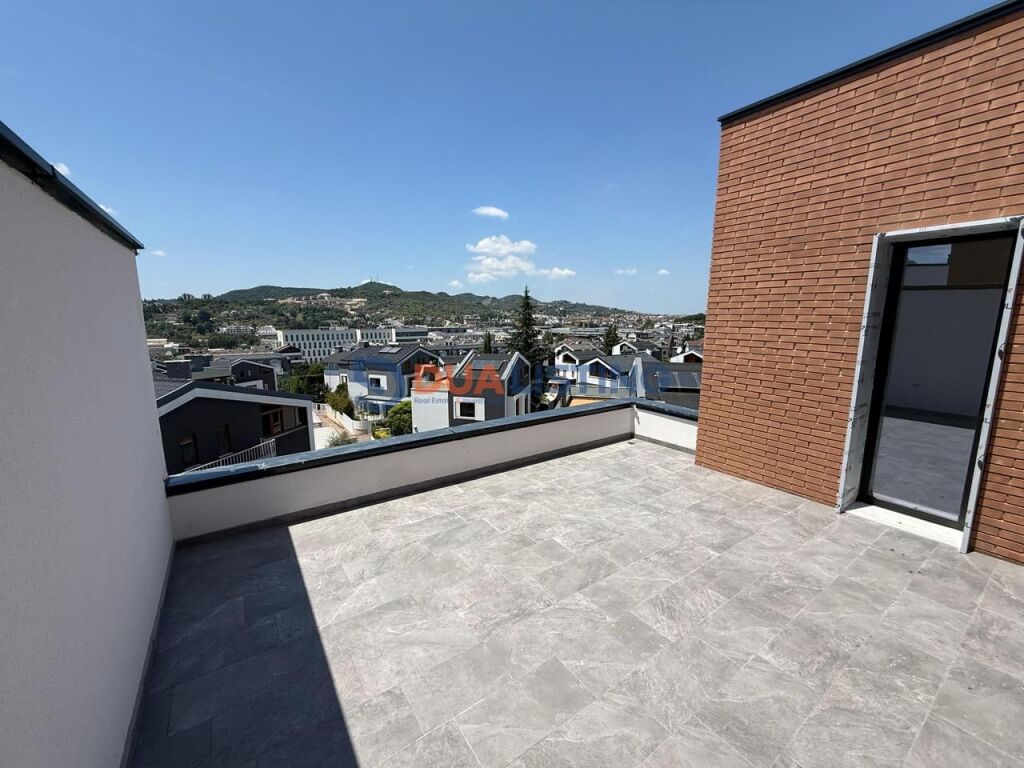 🏡 Duplex di Lusso in Vendita 📍 Residenza Piccadilly, TEG – Tirana