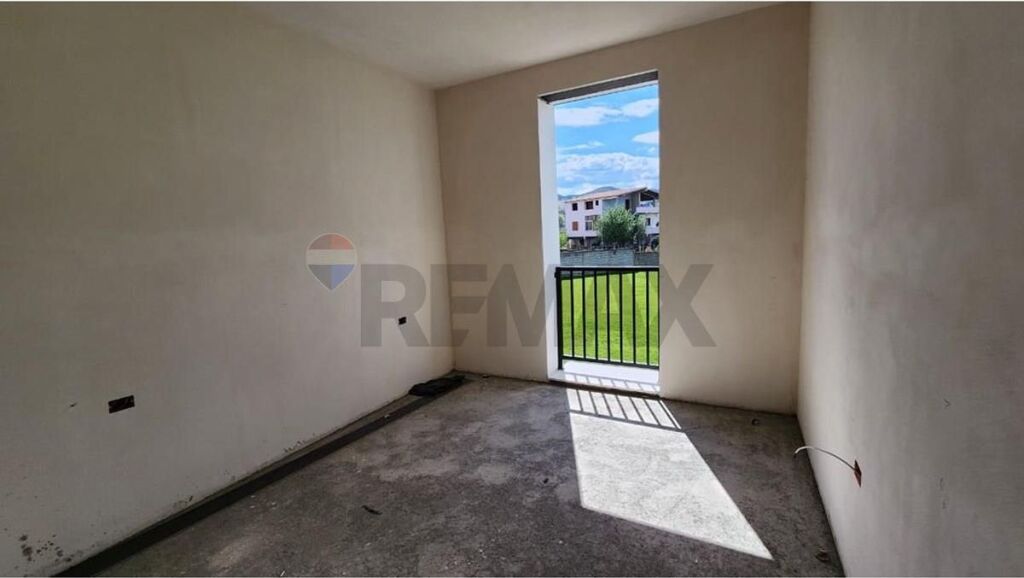 Apartment 1+1 for Sale in Complex in Sauk.