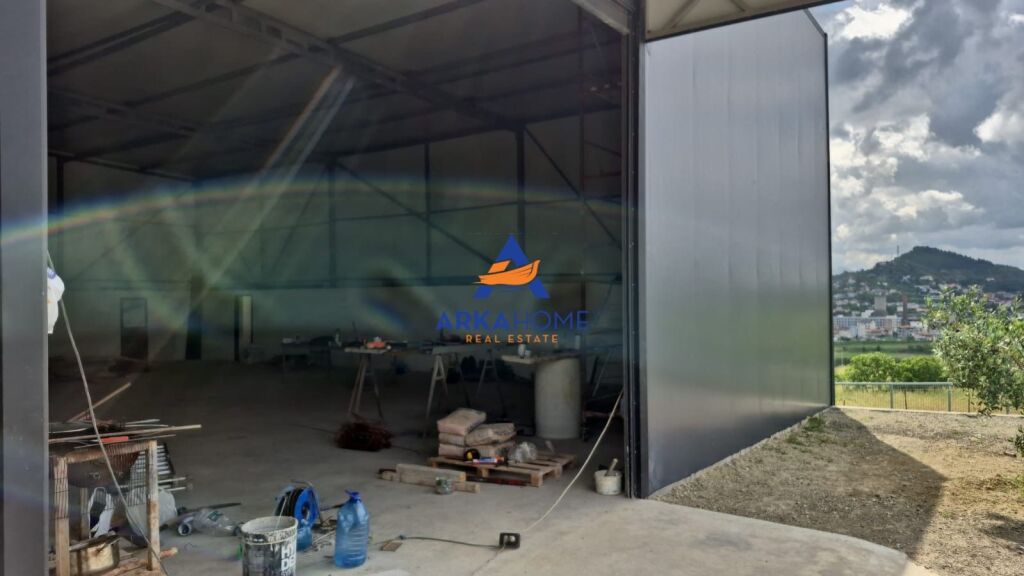 AFFITTO MAGAZZINO 250M2 "KOMBINAT" 1200 EURO