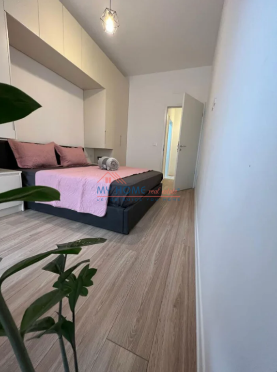 Apartament 1+1 me Qera tek 21 Dhjetori ne Tirane
