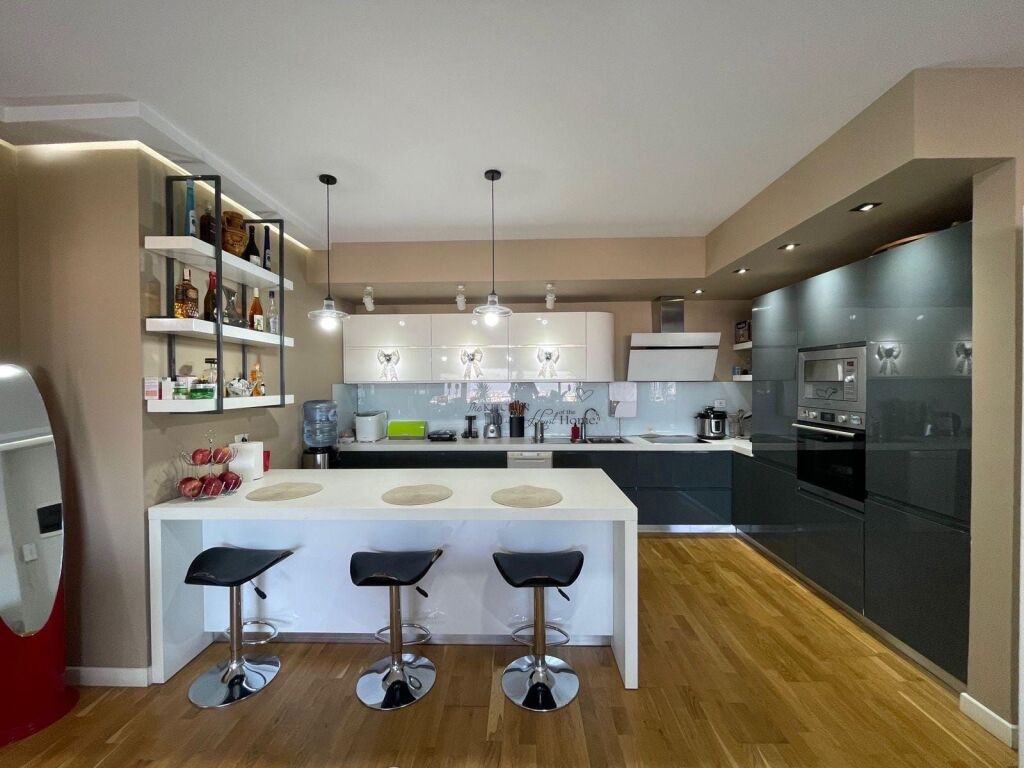 🏡 PENTHOUSE 3+1 FOR SALE – Botanical Garden, Tirana 360,000€