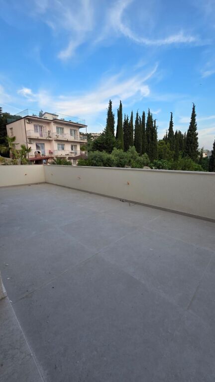 ✨ Villa di lusso in vendita sulla collina di Golem, con vista mare, zona residenziale!✨