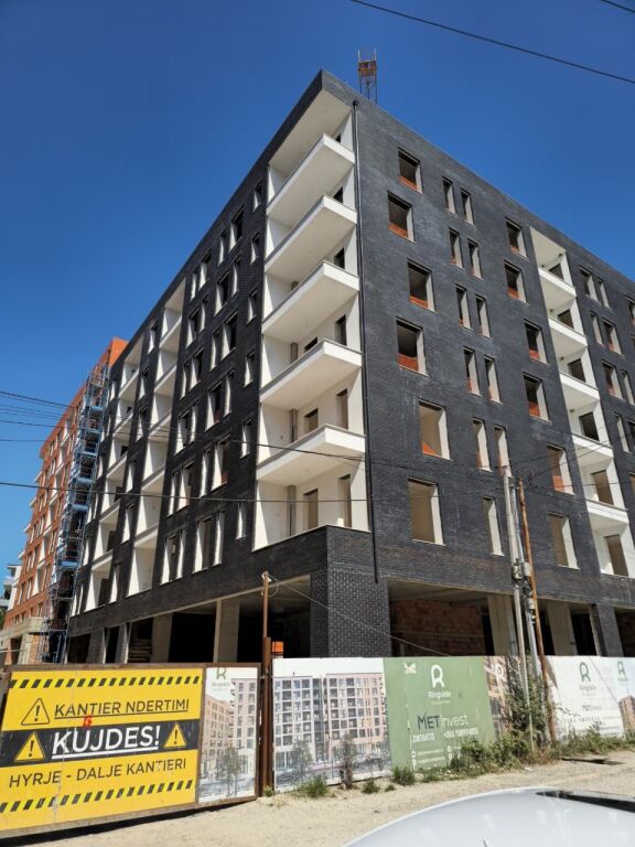 🏡 Apartment 2+1 with Veranda for Sale – Ringside Residence, Paskuqan