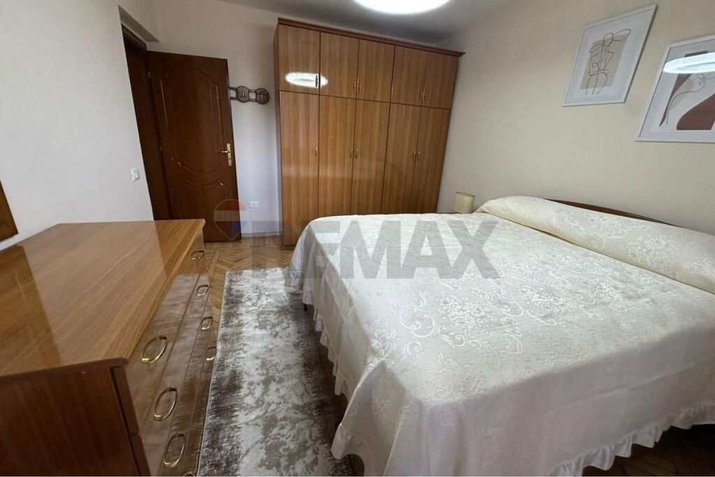 Apartament 2+1 me qira tek Rruga e Elbasanit!