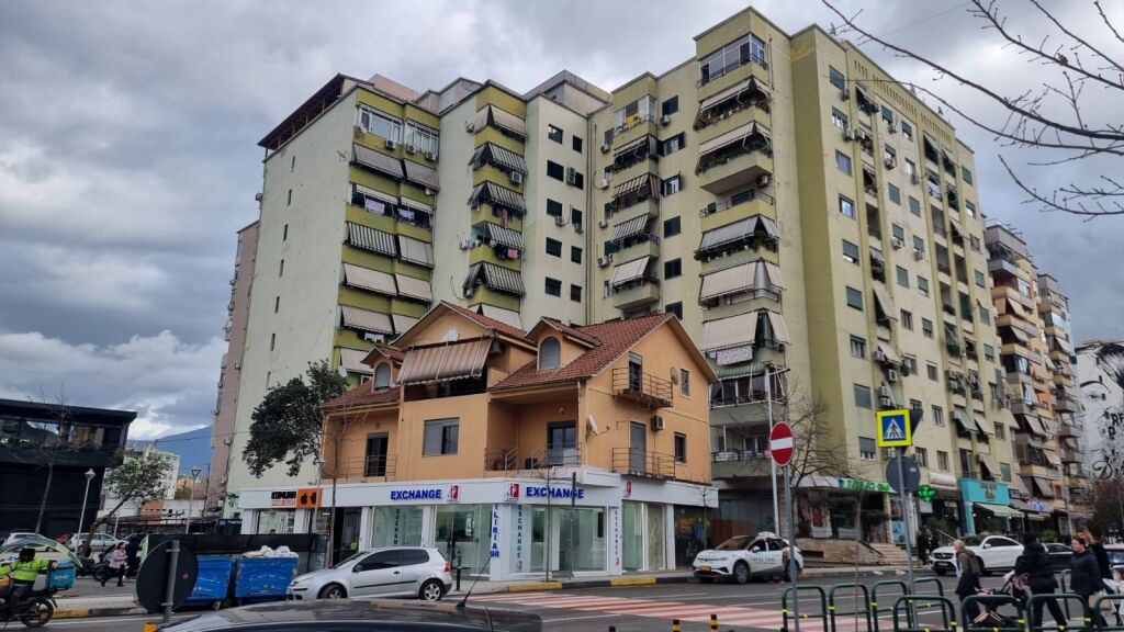 Apartment 1+1 For Sale in Komuna e Parisit, Muhamet Gjollesha Street - 150,000€ | 47 m² 150,000 €