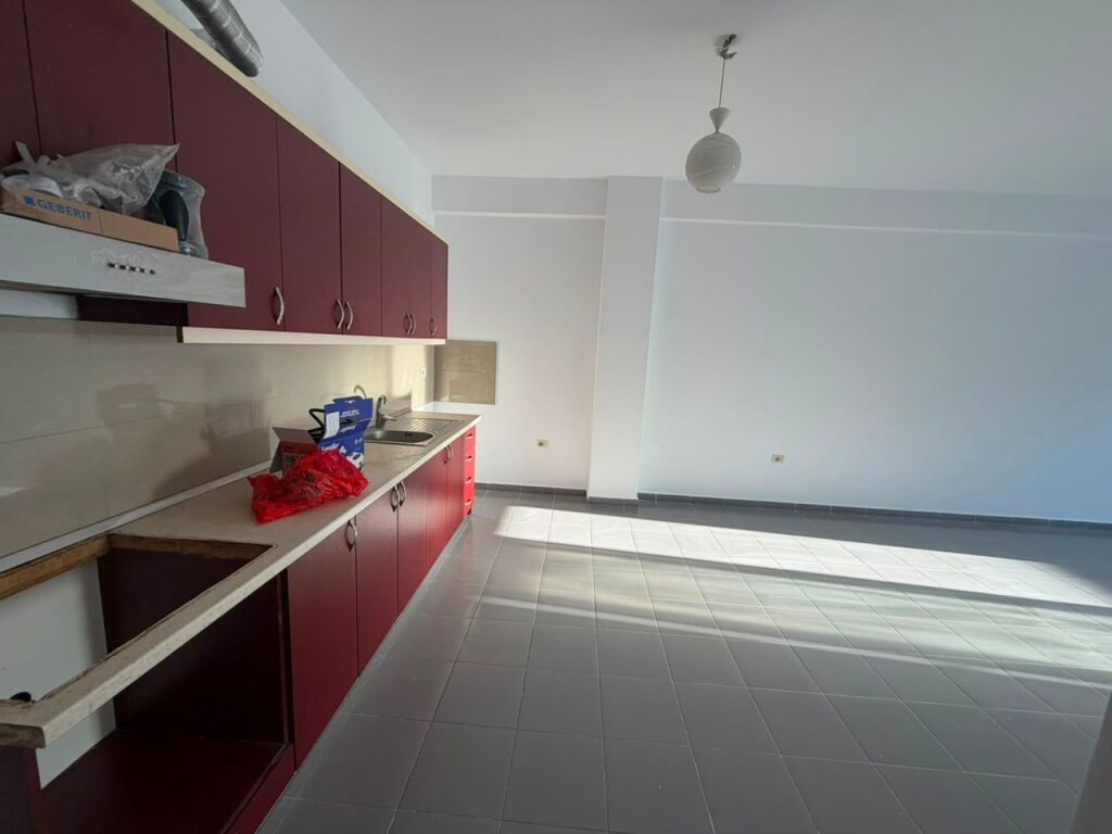 Appartamento in vendita yzberisht 165.000€